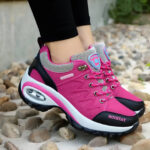 Modèle de chaussure trekking pour femme
