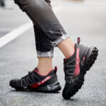Chaussure de marche robuste pour homme