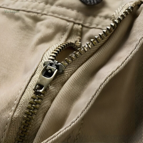 Short homme randonnée, parfait pour les aventures estivales