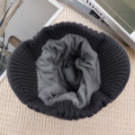 Bonnet élégant pour femme, style moderne