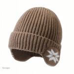Bonnet tendance pour un look hivernal chic