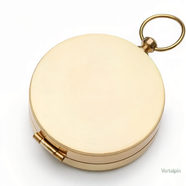 Boussole antique idéale pour les amateurs de nature