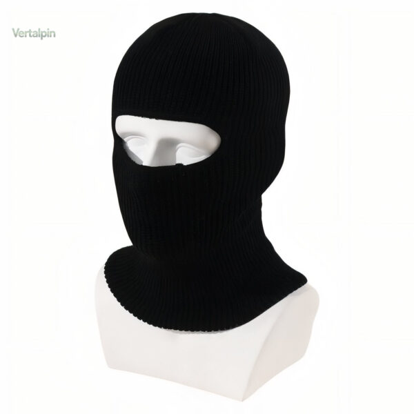 Cagoule polyvalente pour les passionnés de trekking