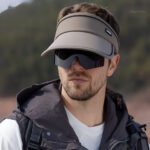 Chapeau avec visière et lunettes, polyvalent et stylé