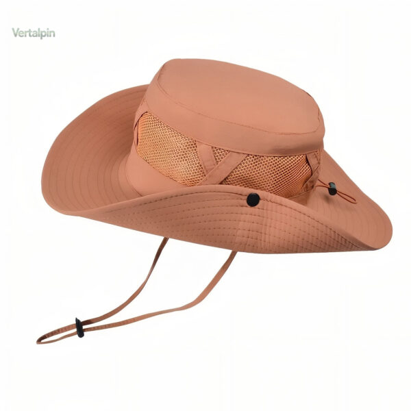 Chapeau de dehors favorisant la circulation d'air