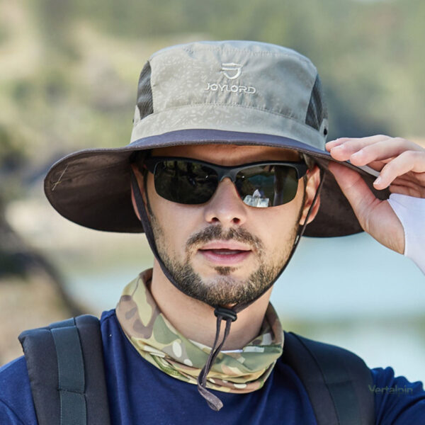 Accessoire de randonnée, chapeau ultra léger et facile à transporter