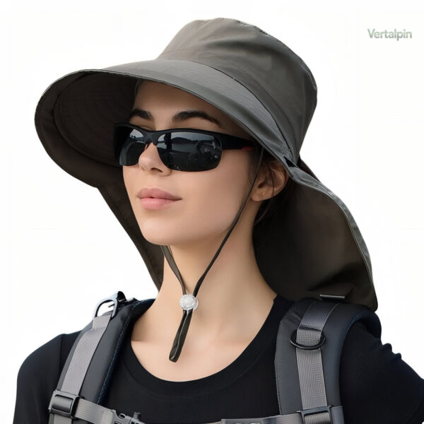 Chapeau soleil féminin, parfait pour les excursions