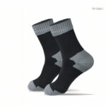 Modèle de chaussettes étanches pour les randonnées