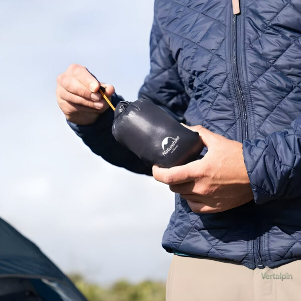 Confort thermique pour les randonneurs avec ce chausson