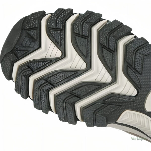 Chaussure basse pour marche en extérieur