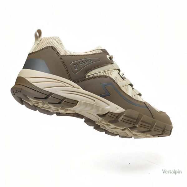 Chaussure de marche robuste pour homme