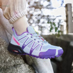 Chaussures de randonnée femme, couleur violette, confortables