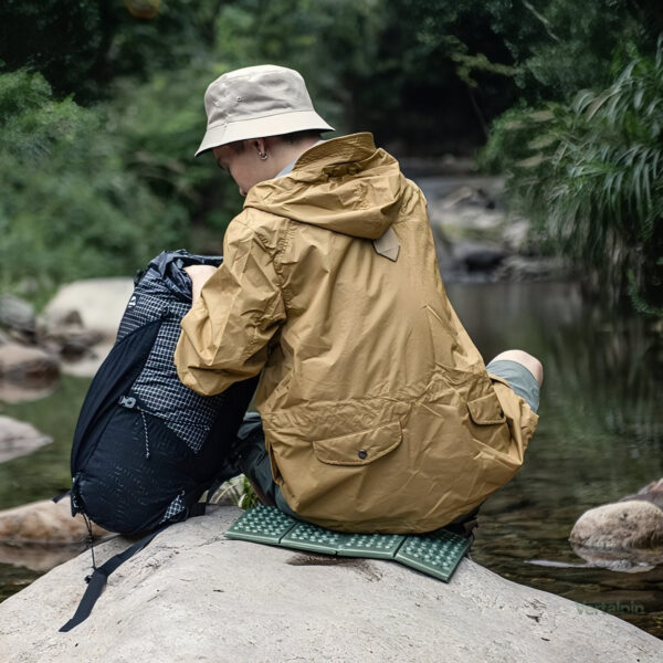 Accessoire de trekking : coussin assise ergonomique