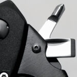 Accessoire de randonnée : couteau mousqueton multifonctionnel