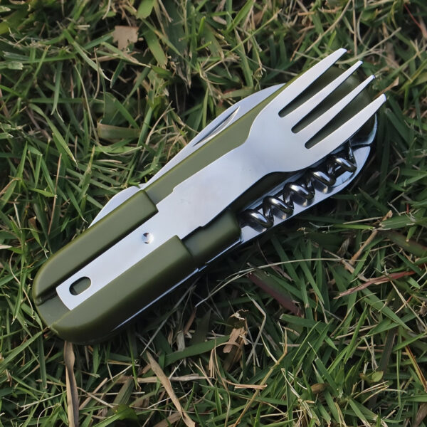 Couverts ergonomiques conçus pour l'aventure en extérieur