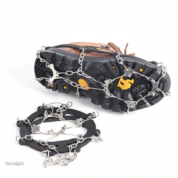 Crampons d'hiver pour traction sur la neige