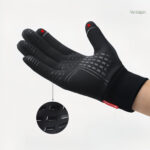 Gants de trekking légers et respirants en design ergonomique