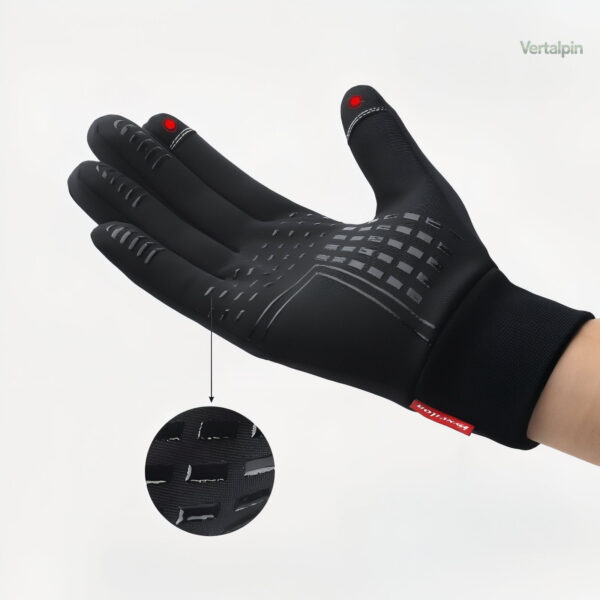 Gants de trekking légers et respirants en design ergonomique