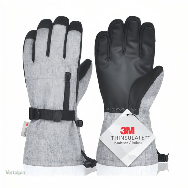 Équipement de randonnée : gants pour le ski et le trekking