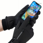 Gants de randonnée adaptés au froid intense