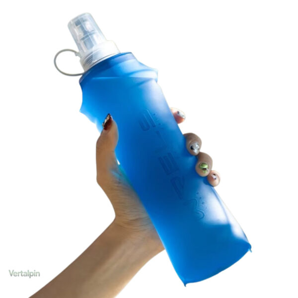 Gourde flexible pour randonnées en montagne