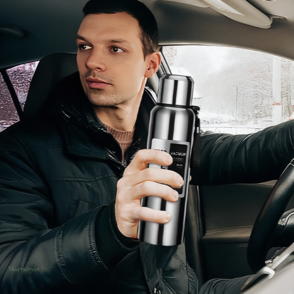 Gourde 1L en inox, design fonctionnel pour les amateurs de trekking