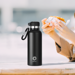 Gourde en inox avec système de mousqueton pratique