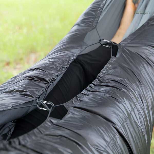 Sac de couchage compact pour voyages en hamac