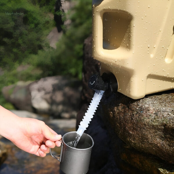 Accessoire randonnée : jerrican d'eau 12 litres