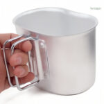 Accessoire de randonnée : gourde en aluminium