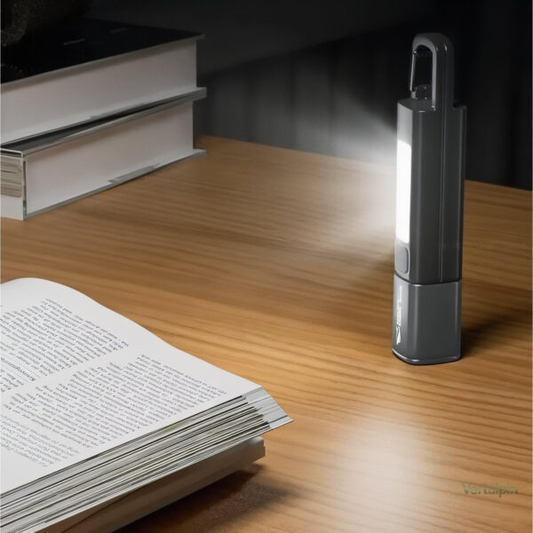 Lampe torche résistante à l'eau pour activités extérieures