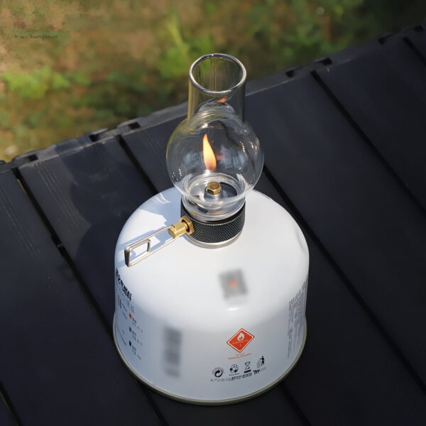 Lanterne légère pour éclairage de plein air