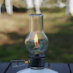 Lanterne rechargeable pour excursions et bivouacs