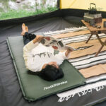 Matelas léger pour aventuriers en solo