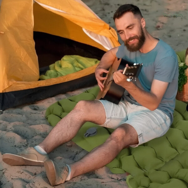 Accessoire camping : matelas gonflable compact
