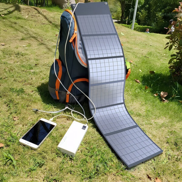 Modèle compact de panneau 50W pour randonnées