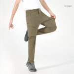 Pantalon polyvalent homme pour excursions estivales