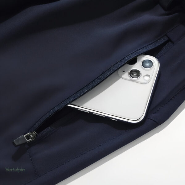 Pantalon pratique pour randonnées par temps humide