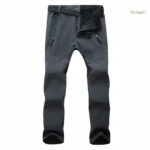 Pantalon randonnée femme offrant confort et mobilité