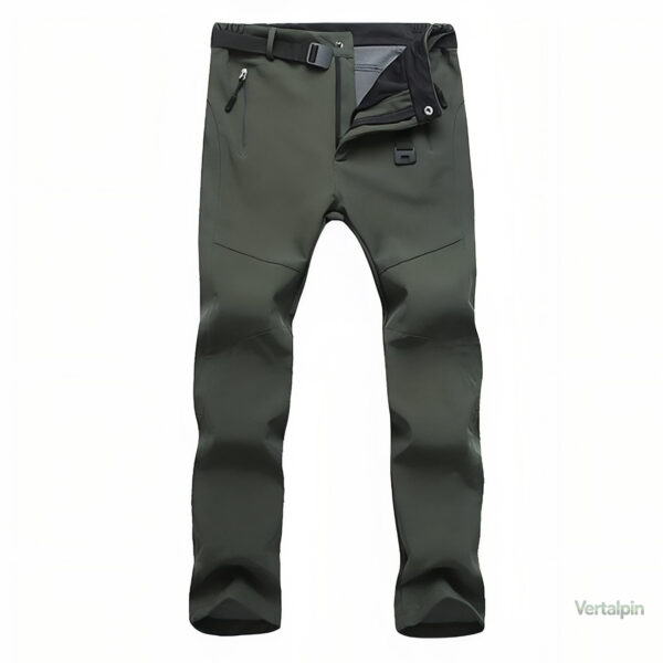 Vêtement imperméable pour aventures en nature