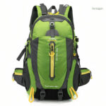 Sac à dos 40L robuste, parfait pour les longues marches
