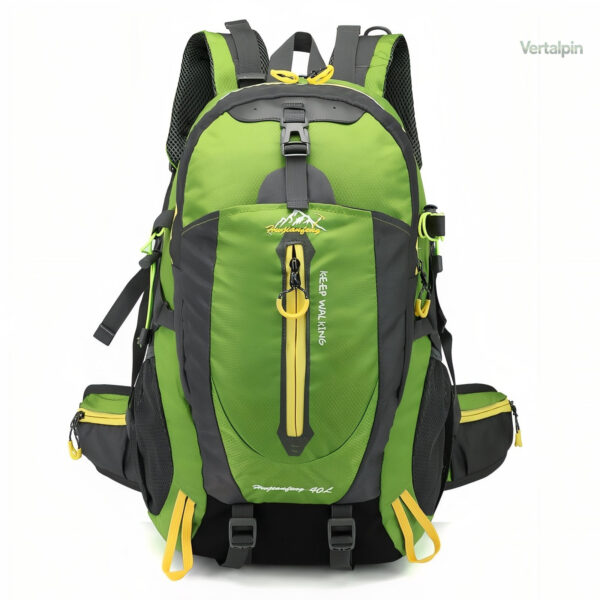 Sac à dos 40L robuste, parfait pour les longues marches