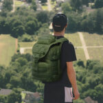 Sac à dos militaire avec plusieurs compartiments
