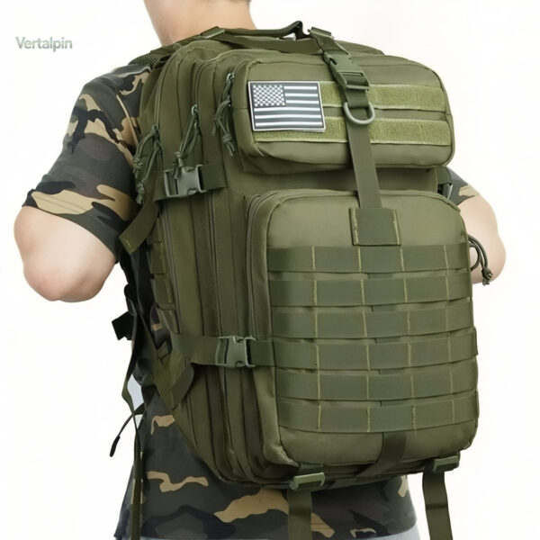 Sac à dos trekking militaire léger avec plusieurs poches
