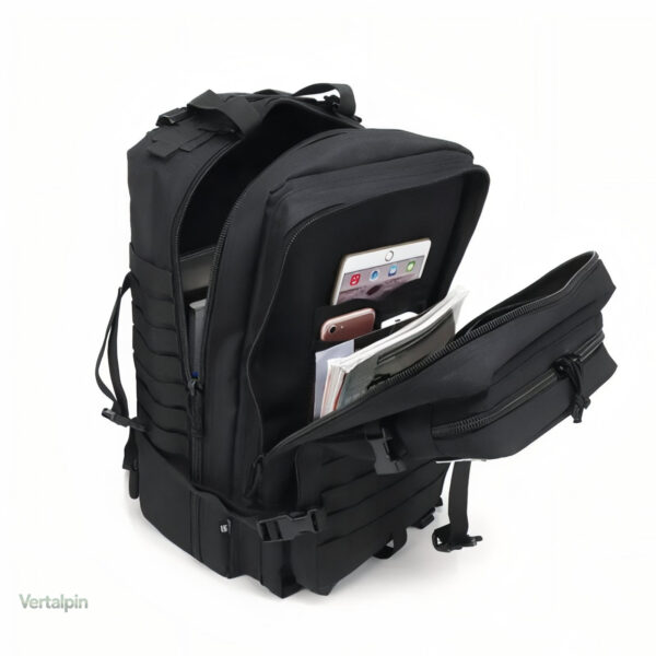 Sac à dos de trekking compact idéal pour les aventures en plein air