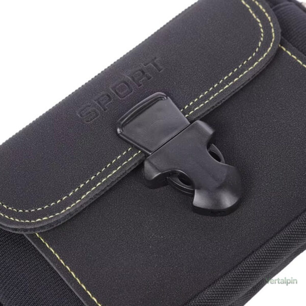 Accessoire pratique de randonnée : sacoche ceinture multifonction