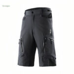 Pantalon court de randonnée avec multiples poches