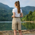Tenue de randonnée femme avec short long pour excursions