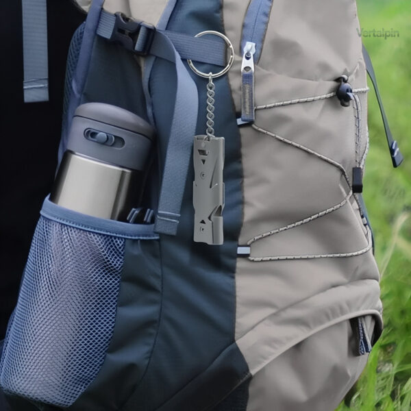 Sifflet de secours compact, idéal pour situations d'urgence
