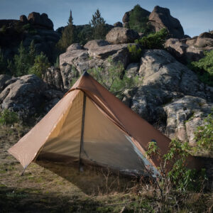 Tente légère Trek : idéale pour le camping solo